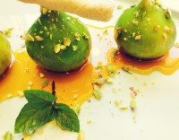 Figos caramelizados com Pistachios